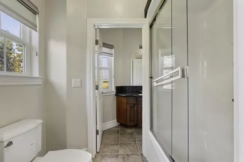 Bath - Undisclosed, Lindsay, CA 93247 photo 3 of 10