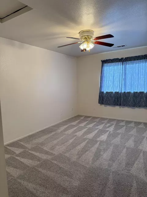 Bedroom - 350 N Filbert Rd, Exeter, CA 93221 photo 1 of 2