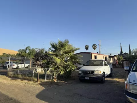 2341 E Alfred Ave, Exeter, CA 93221