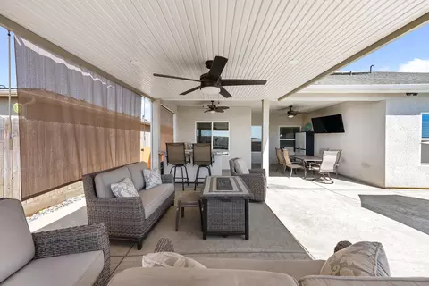 1849 Softwind Dr, Tulare, CA 93274 photo 42