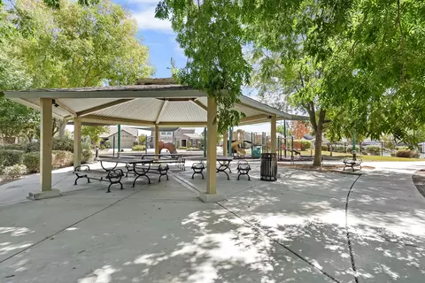 1849 Softwind Dr, Tulare, CA 93274 photo 45