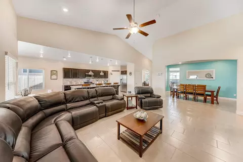 1849 Softwind Dr, Tulare, CA 93274 photo 19
