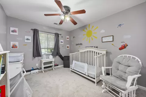 Bedroom - 4331 E Oak Ave, Visalia, CA 93292 photo 1 of 4