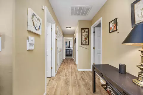 Entry Way - 4331 E Oak Ave, Visalia, CA 93292 photo 2 of 4