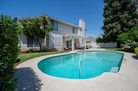 Exterior - 2162 Decatur Ave, Clovis, CA 93611 photo 3 of 11