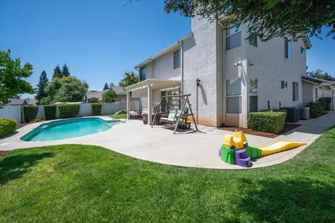 Exterior - 2162 Decatur Ave, Clovis, CA 93611 photo 5 of 11