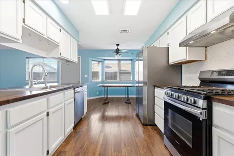 Kitchen - 1395 Pine Dr, Lemoore, CA 93245 photo 3 of 3