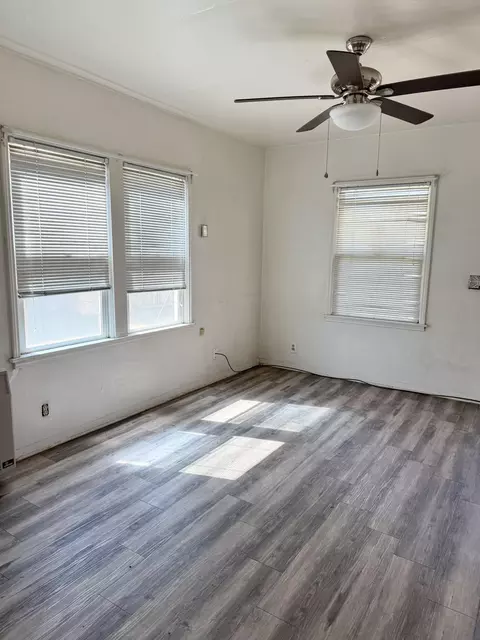 137 N H St, Exeter, CA 93221 photo 4