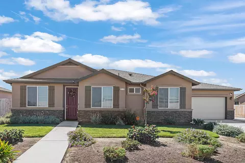 2113 Bristol Ave, Tulare, CA 93274