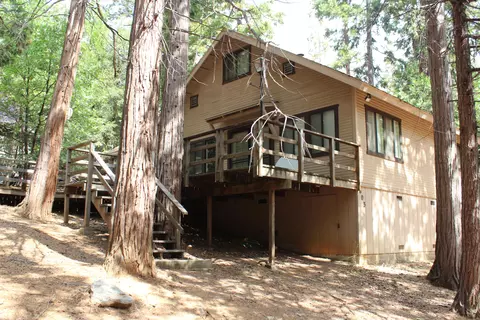 603 Legar Dr, Springville, CA 93265