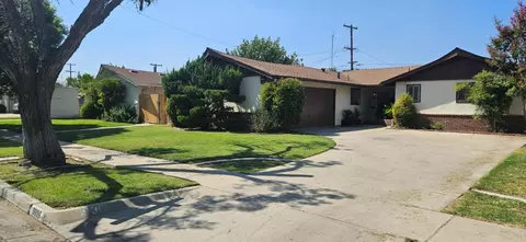 3935 N Tollhouse Rd, Fresno, CA 93726