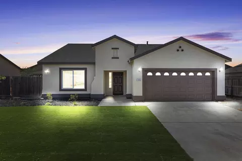 1323 Homassel Ave, Lindsay, CA 93247
