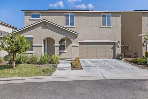 3138 E Seeger Ave, Visalia, CA 93292