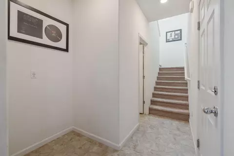 Entry Way - 3138 E Seeger Ave, Visalia, CA 93292 photo 7 of 15