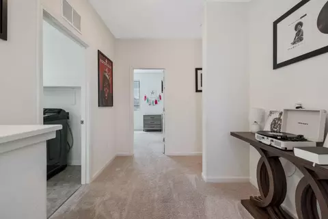 Entry Way - 3138 E Seeger Ave, Visalia, CA 93292 photo 13 of 15