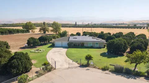 23580 Ave 182, Porterville, CA 93257