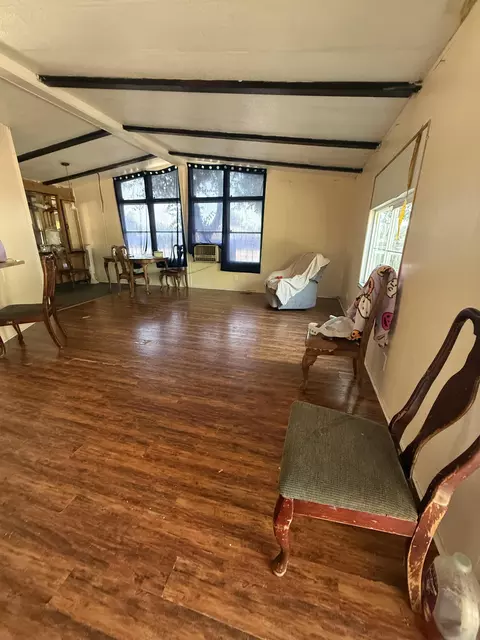 1639 E Springville Ave, Porterville, CA 93257