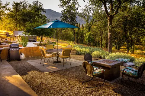 Exterior - 43355 Sierra Dr #B, Three Rivers, CA 93271 photo 14 of 22