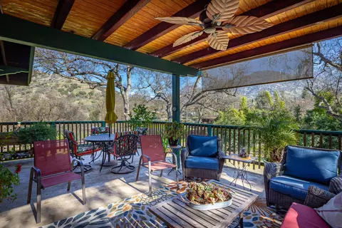 Exterior - 43355 Sierra Dr #B, Three Rivers, CA 93271 photo 6 of 22
