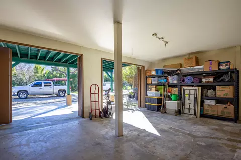 Exterior - 43355 Sierra Dr #B, Three Rivers, CA 93271 photo 19 of 22