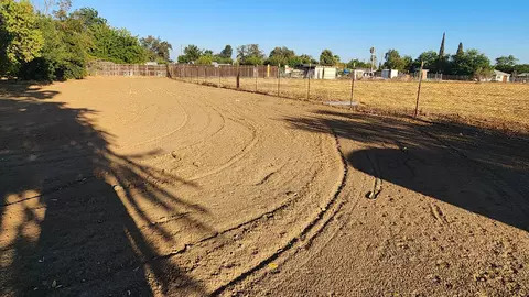 28438 13 12, Madera, CA 93638 photo 3