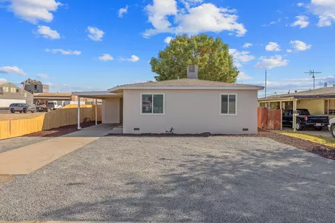 Exterior - 17 G St, Lemoore, CA 93245 photo 1 of 4