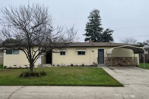 2528 S Watson St, Visalia, CA 93277
