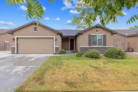 1595 Springcrest Dr, Hanford, CA 93230