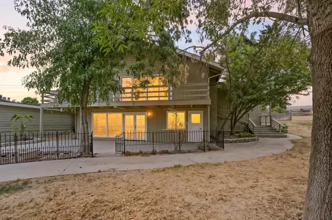 33274 Tuleoak Dr, Springville, CA 93265