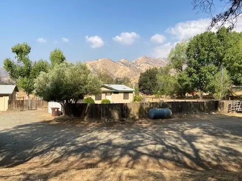 42124 S Fork Dr, Three Rivers, CA 93271 photo 3