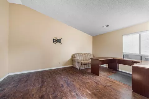 Living - 1704 E Babcock Dr E, Visalia, CA 93292 photo 2 of 6