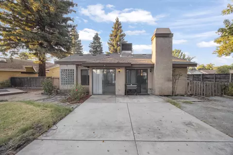 Exterior - 1704 E Babcock Dr E, Visalia, CA 93292 photo 4 of 7