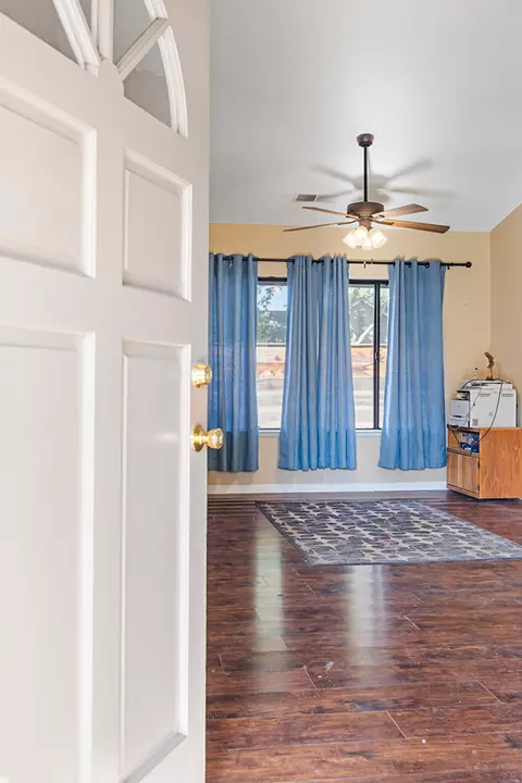Entry Way - 1704 E Babcock Dr E, Visalia, CA 93292 photo 1 of 4