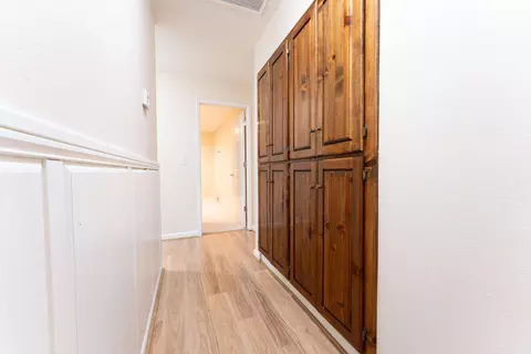 Entry Way - 470 Alder Dr, Lemoore, CA 93245 photo 2 of 2