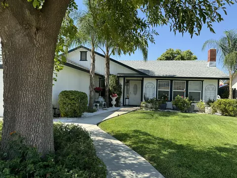 231 N Hillcrest, Porterville, CA 93257