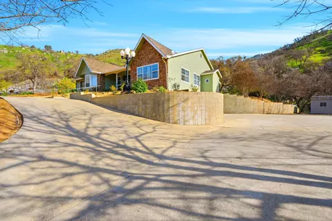 Other - 42076 Black Oak Dr, Three Rivers, CA 93271 photo 7 of 7