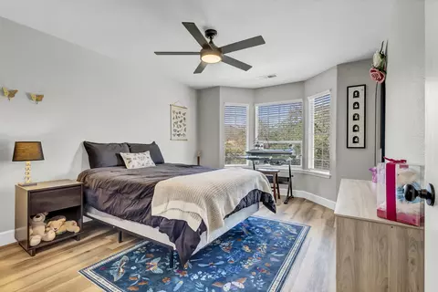Bedroom - 42076 Black Oak Dr, Three Rivers, CA 93271 photo 1 of 5