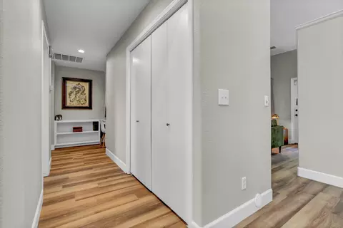 Entry Way - 42076 Black Oak Dr, Three Rivers, CA 93271 photo 4 of 6