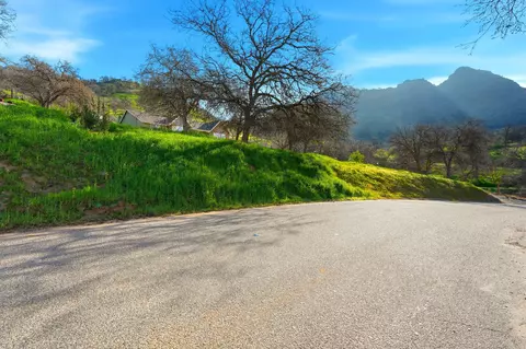 Other - 42076 Black Oak Dr, Three Rivers, CA 93271 photo 6 of 7