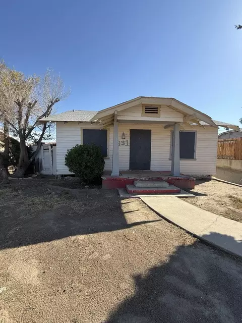 331 D St, Taft, CA 93268