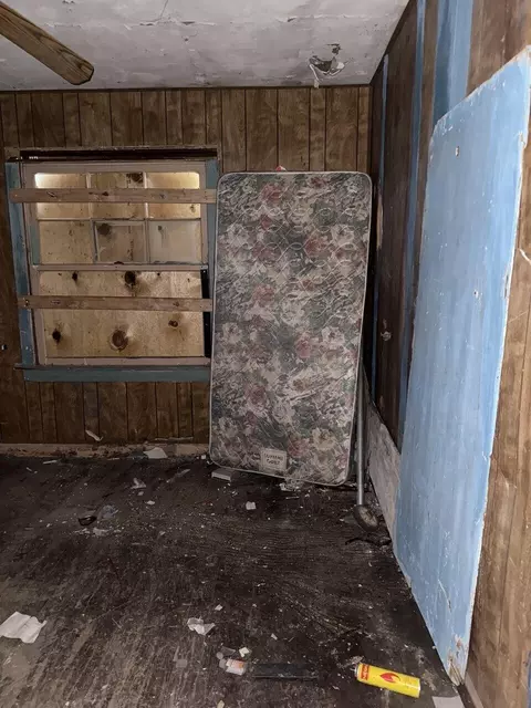 Bedroom - 331 D St, Taft, CA 93268 photo 1 of 1