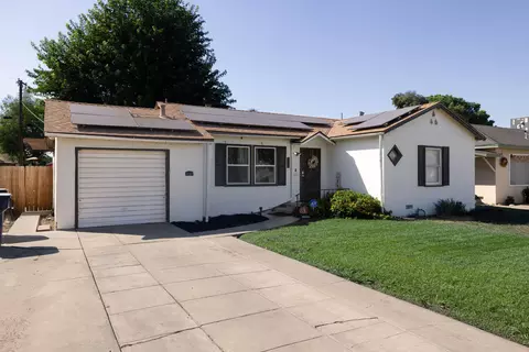 629 N Gem St, Tulare, CA 93274
