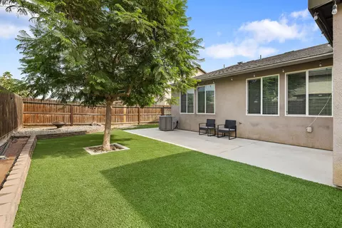 Exterior - 3926 E Myrtle Ave, Visalia, CA 93292 photo 7 of 13