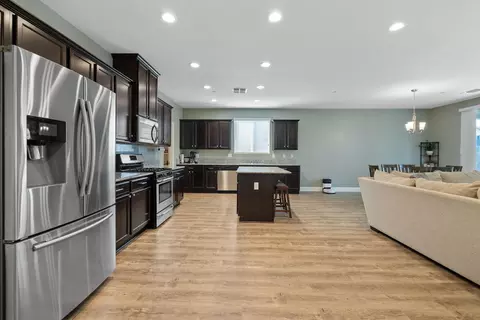 Kitchen - 3926 E Myrtle Ave, Visalia, CA 93292 photo 1 of 5