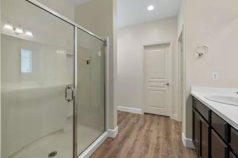 Entry Way - 3926 E Myrtle Ave, Visalia, CA 93292 photo 13 of 14