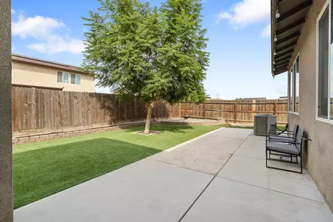 Exterior - 3926 E Myrtle Ave, Visalia, CA 93292 photo 10 of 13