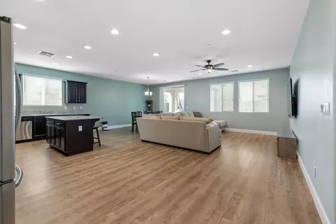 Living - 3926 E Myrtle Ave, Visalia, CA 93292 photo 1 of 2