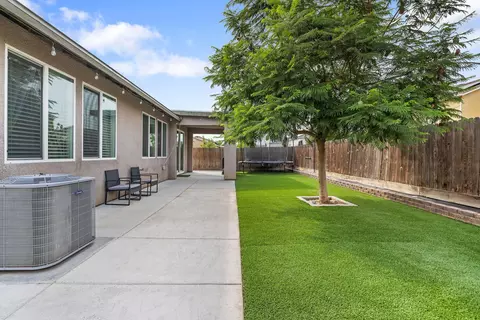 Exterior - 3926 E Myrtle Ave, Visalia, CA 93292 photo 9 of 13