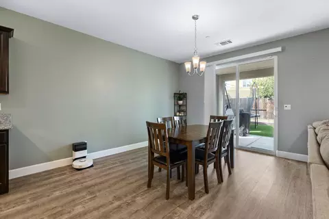 Dining - 3926 E Myrtle Ave, Visalia, CA 93292 photo 1 of 2