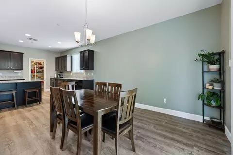 Dining - 3926 E Myrtle Ave, Visalia, CA 93292 photo 2 of 2